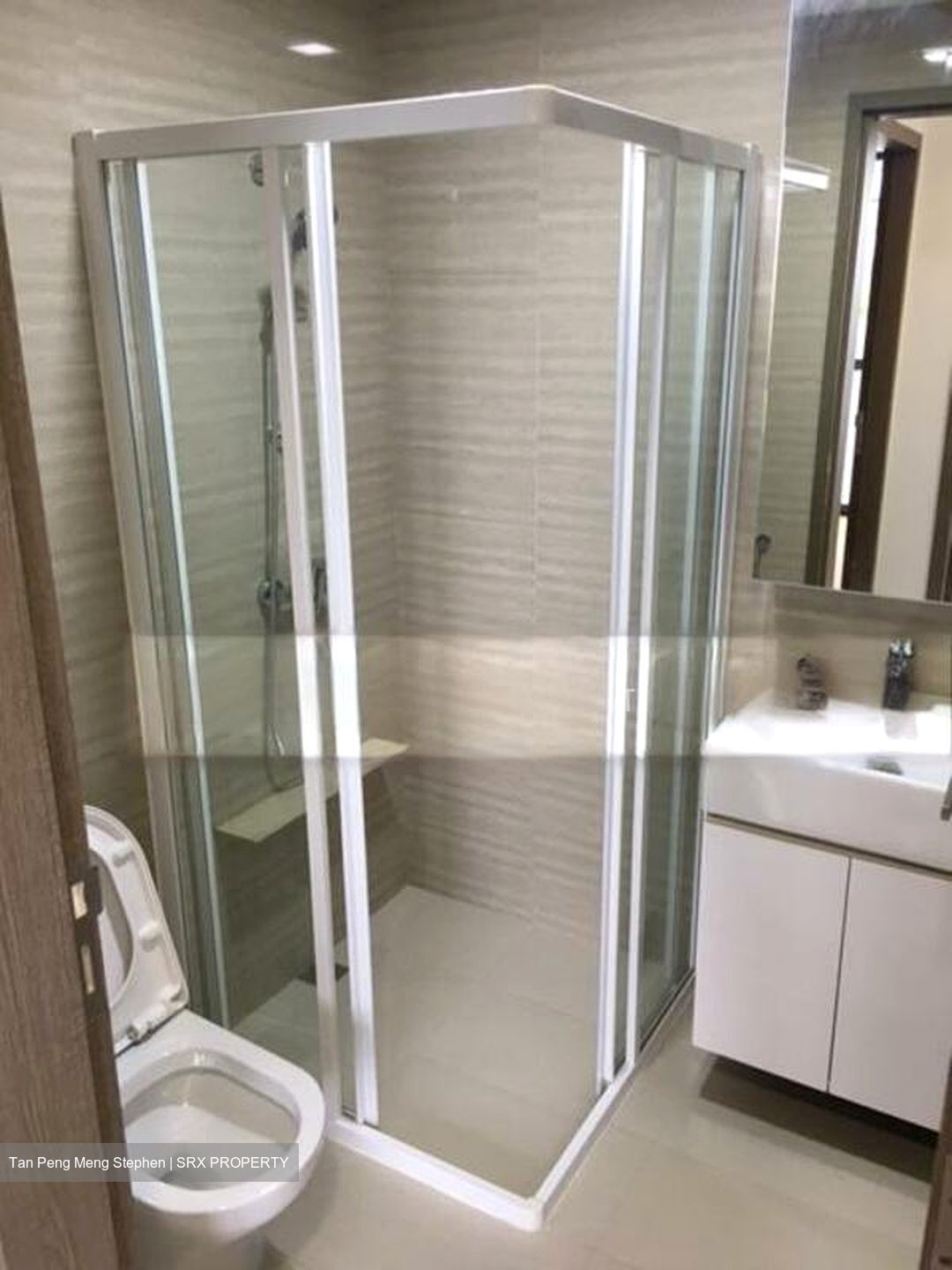 Sky Vue (D20), Condominium #503444821